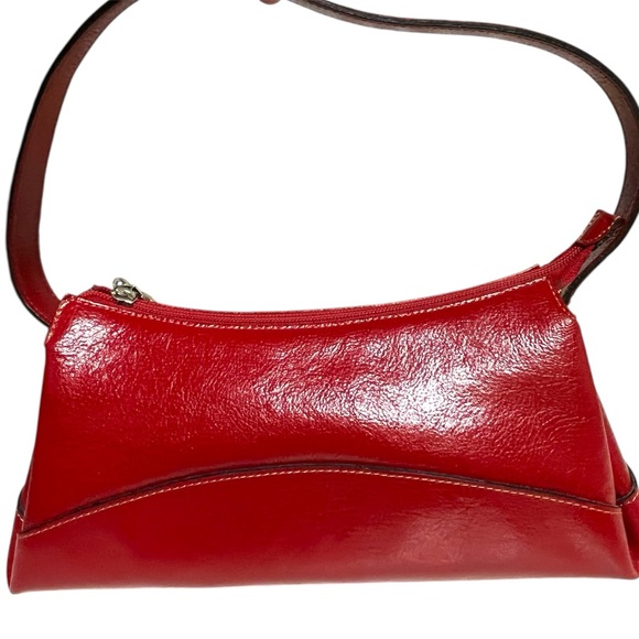 Prüne Argentina Elegant sleek vibrant Red Leather baguette chic Shoulder Bag - Picture 1 of 8